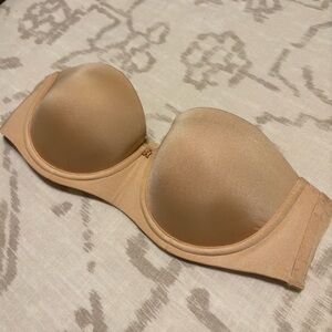 SAVAGExFENTY NEW MICROFIBER STRAPLESS BRA IN HONEY NUDE